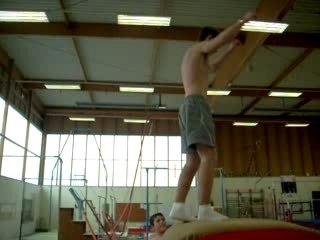 Gui en double du saut mdr