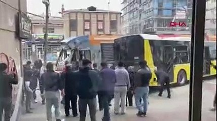 Sultangazi'deki tramvay kazası sonrası çekilen görüntüler