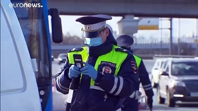 Covid-19: Controlo da circulação através de QR-codes em Moscovo