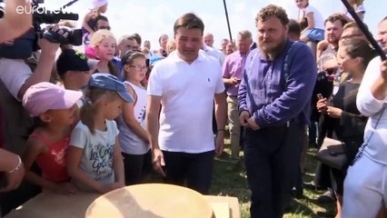 Il parmigiano ai tempi del Covid-19, tra le forme con gli scafandri