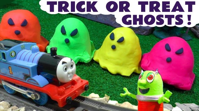 Thomas and Friends Trick or Treat Ghosts Spooky Challenge with Funny Funlings Pranks and Marvel Avengers 4 Hulk in this Halloween Family Friendly Full Episode English Story for Kids