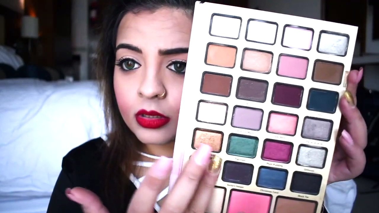 MY TRAVEL MAKEUP BAG , WHAT + HOW I PACK (and a few tips) | Salonia Makeup