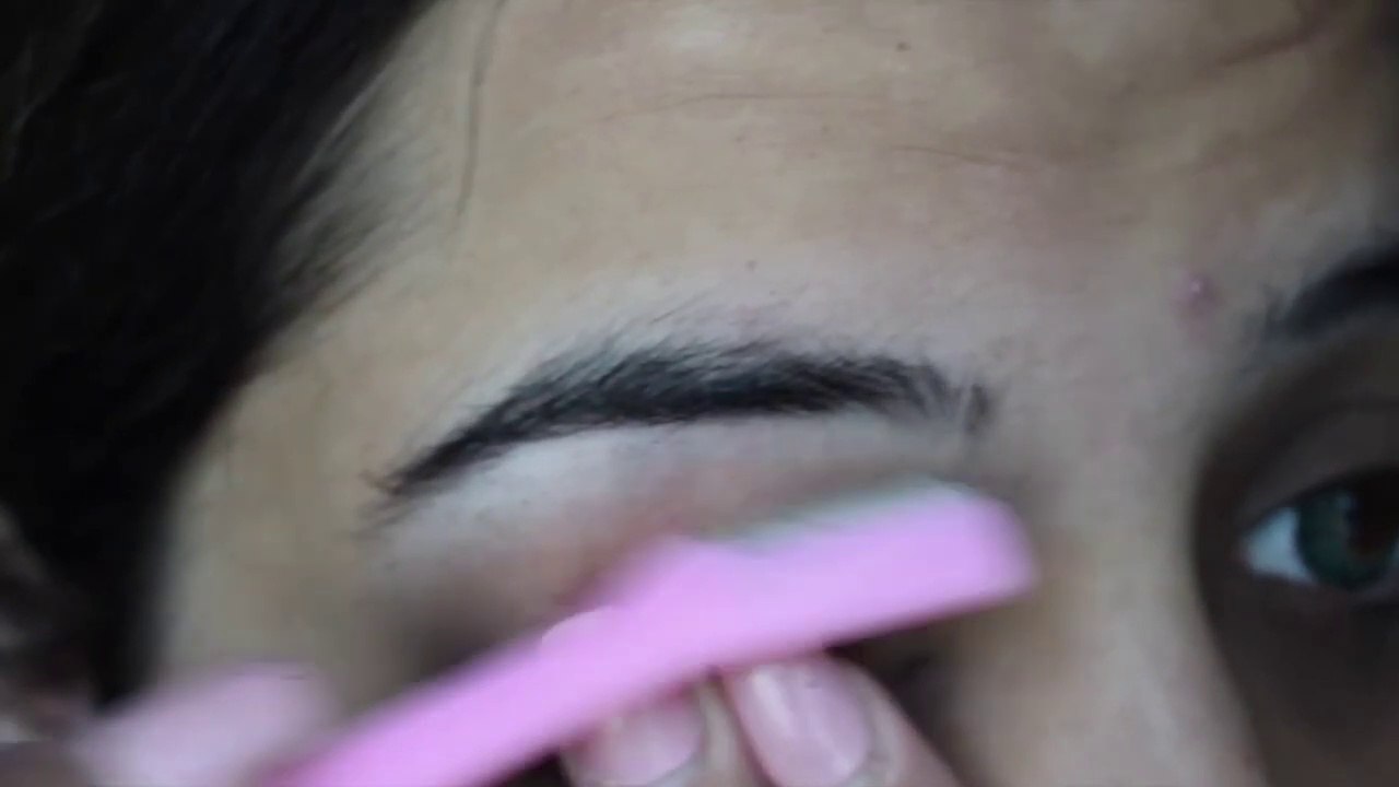 SHAPING MY EYEBROWS,HALAL Salonia Makeup video Dailymotion