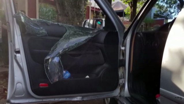 Jovem fica ferido em acidente de moto na Rua Castro Alves