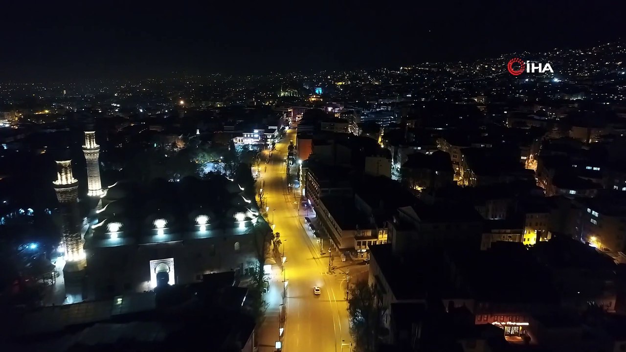 4 günlük sokağa çıkma kısıtlaması sonrası Bursa sokakları sessizliğe büründü