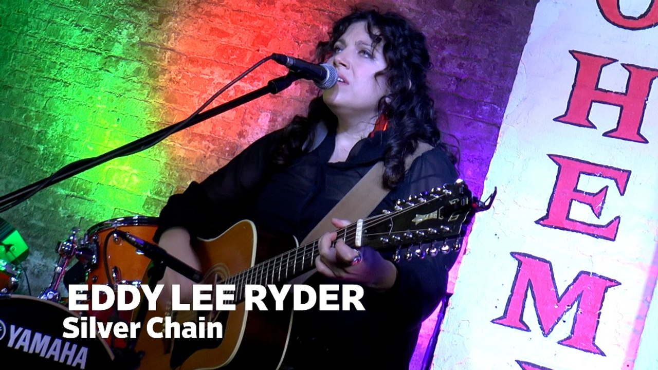 Dailymotion Elevate: Eddy Lee Ryder - "Silver Chain" live at  Cafe Bohemia, NYC