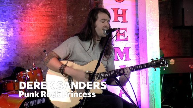 Dailymotion Elevate: Derek Sanders - Punk Rock Princess (Something Corporate) live at Cafe Bohemia, NYC