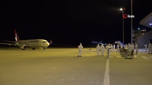 Macaristan'dan getirildi, aşağılama suçundan soruşturma başlatıldı