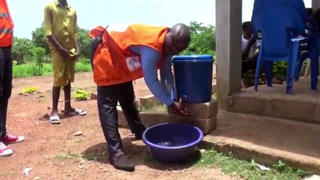 Bouaké/ COVID19 : ELOLA Compagnie fait don d'équipements de pulvérisation et de lavage des mains