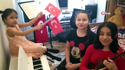 İstanbul’daki çocuklar 23 Nisan’ı ilk kez evde kutladı