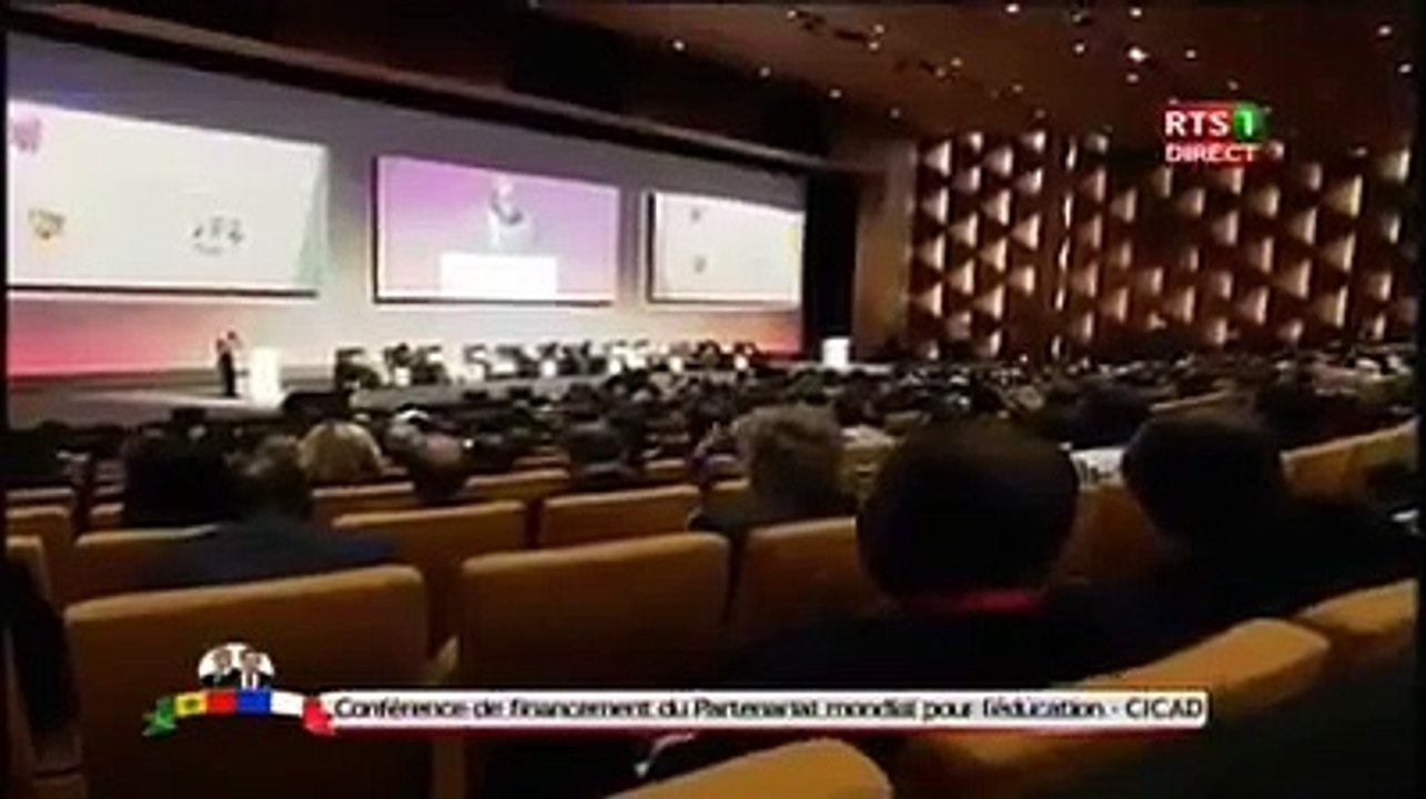 "NOUS NE POUVONS PAS DÉPENDRE DES AUTRES POUR FINANCER L'ÉDUCATION DE NOS PAYS"- Nana Addo Dankwa Akufo-Addo, président du Ghana lors de la Conférence de financement du Partenariat Mondial pour l’Education, qui se tient actuellement à Dakar.