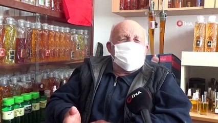 Eşinden habersiz biriktirdiği 3 bin şişe kolonyaya gözü gibi bakıyor