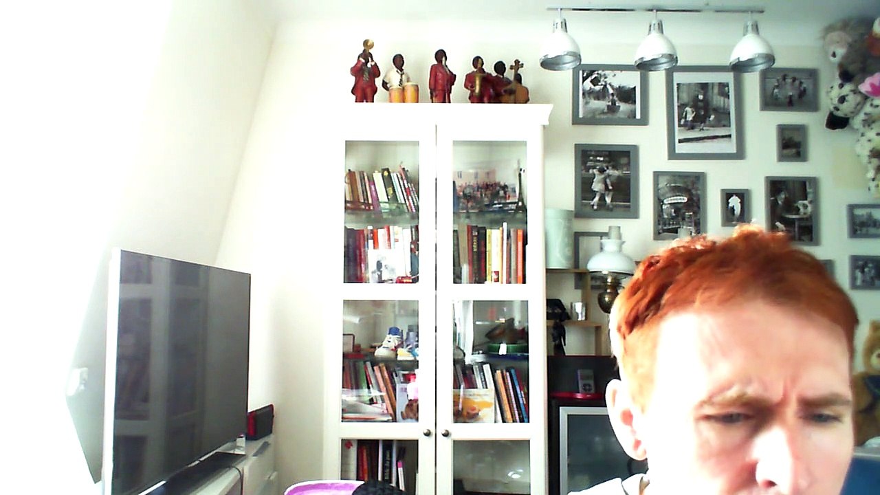 Wiwi égratigne "invisible"