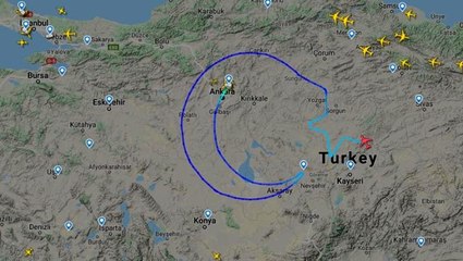 THY uçağı, 23 Nisan Ulusal Egemenlik ve Çocuk Bayramı nedeniyle ay-yıldız çizdi