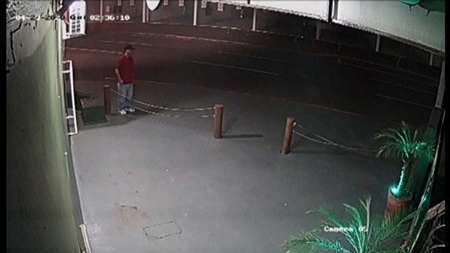 Câmeras de segurança registram tentativa de furto no Centro