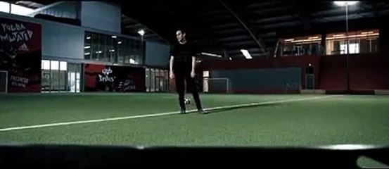 3_Easy_football_skills_that_make_you_look_COOL!(240p)