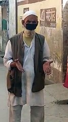 क्या कर रहे है,ये लोग ऐसे जायेगा करोना।देख लो एक बार क्या कर रहे हैं मुल्ला जी।