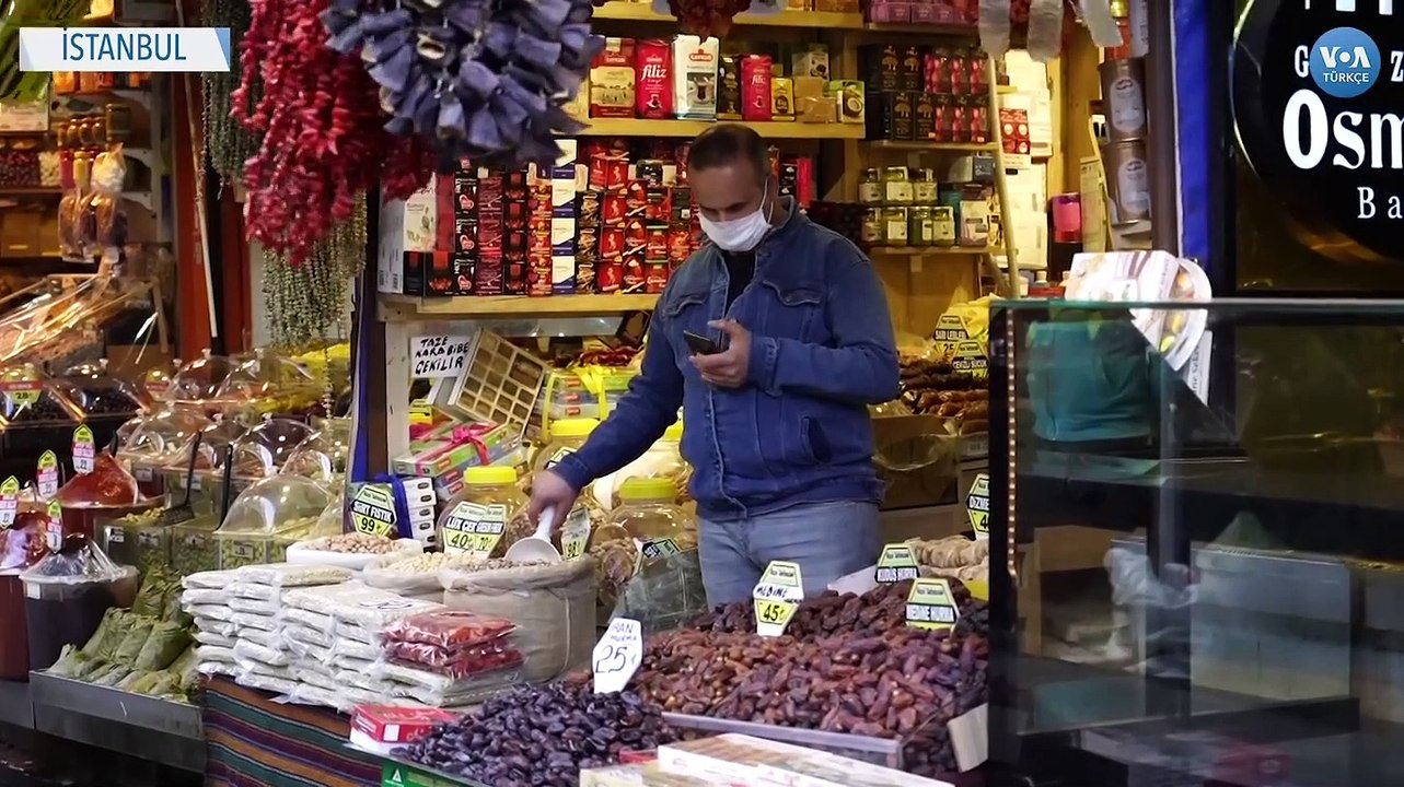 Eminönü Çarşısı Ramazan Öncesi İlk Kez Issız