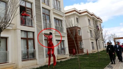 Unutulmaya yüz tutmuş tahta bacaklar, Dilovası'nda çocuklara unutulmaz bir gün yaşattı