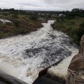 Açude de São Gonçalo volta a sangrar após fortes chuvas