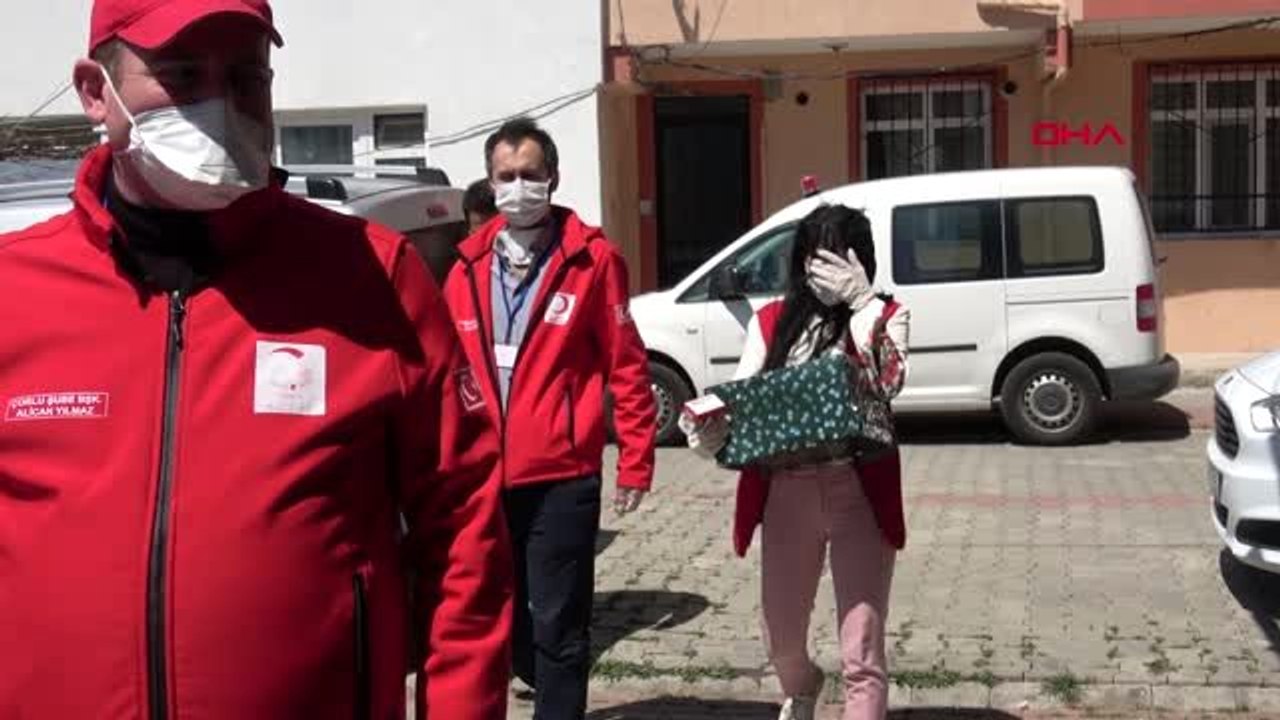 TEKİRDAĞ 3.5 yaşındaki Eslem'in pilli bebek isteğini Kızılay yerine getirdi