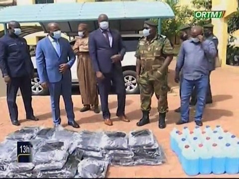 ORTM / Remise de 7000 masques et de gels hydro-alcooliques aux détenus par le gouvernement pour protéger les prisonniers contre la pandémie