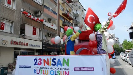 Manisa sokaklarında 23 Nisan coşkusu