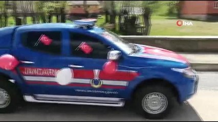 Karantina köyündeki çocuklar unutulmadı: Jandarma'dan 23 Nisan etkinliği