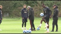 Mourinho sacked by Manchester United (archive)