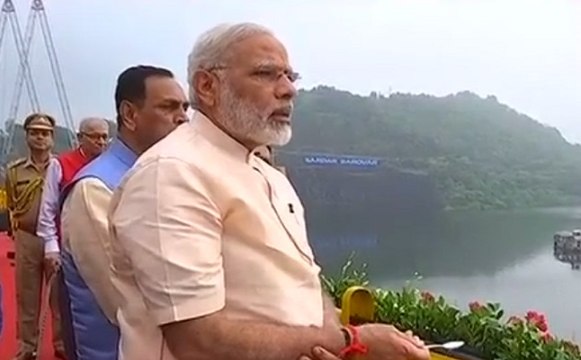 पीएम मोदी ने किया सरदार सरोवर बांध का उद्घाटन