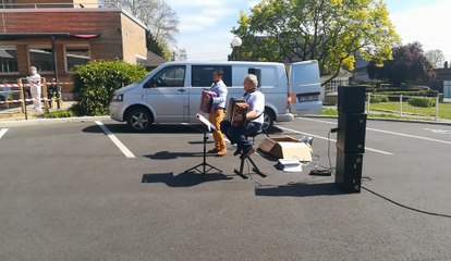 Dottignies : un air de guinguette au Reposoir Saint-Antoine