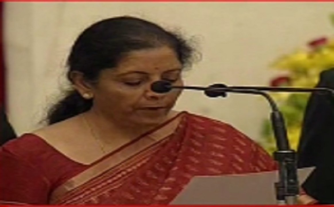 निर्मला सीतारमण रक्षा मंत्रालय, पीयूष गोयल संभालेंगे रेल मंत्रालय