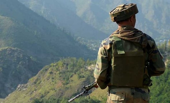 जम्मू कश्मीर: पुलवामा में मुठभेड़ खत्म, सेना के दो जवान शहीद