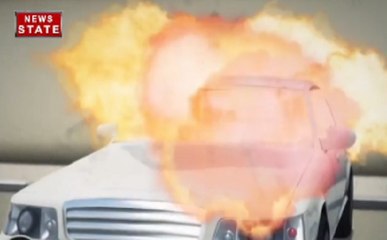 कार के अंदर आग लगने का वायरल वीडियो का सच