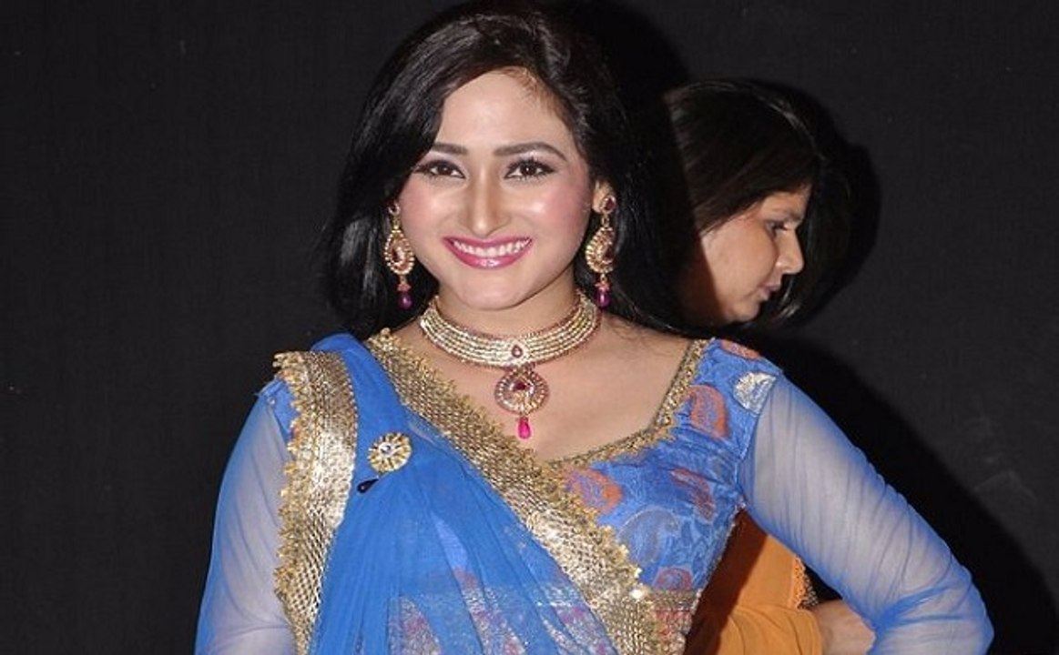 अभिनेत्री अदिति ने शेयर किया मेकअप टिप्स