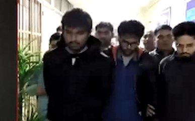 एनसीबी ने 4 छात्रों को ड्रग्स के साथ किया गिरफ्तार