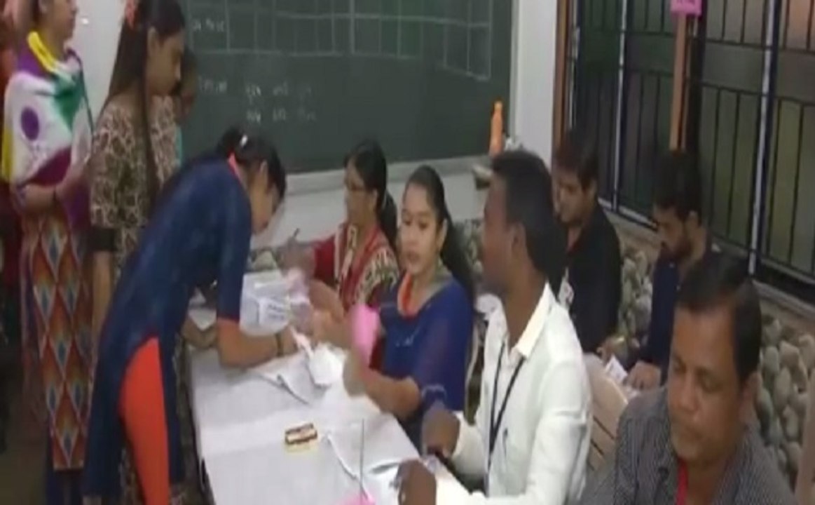 गुजरात: पहले चरण के बाद दूसरे चरण के मतदान की तैयारी शुरू