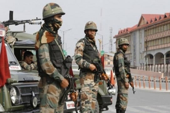 जम्मू-कश्मीर: CRPF हमला, मुठभेड़ में दो आतंकी ढेर