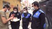 Cizre polisinden 11 yaşındaki çocuğa doğum günü sürprizi