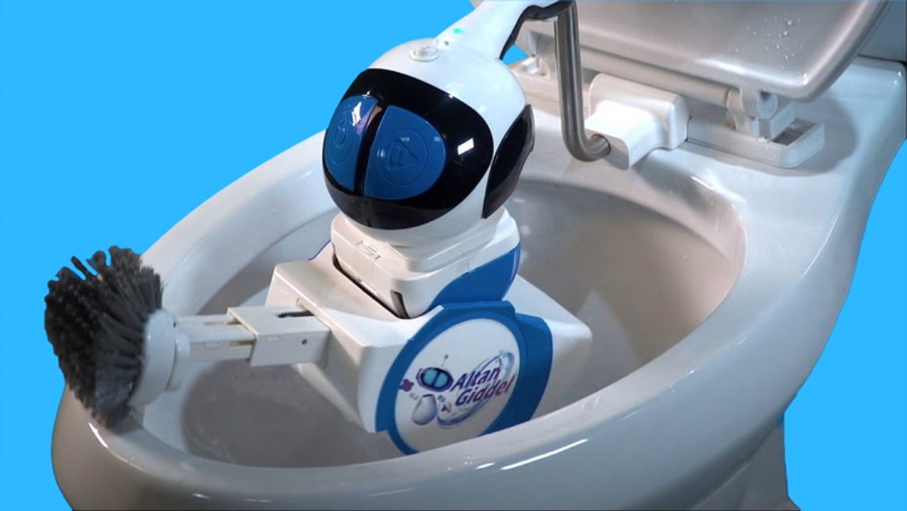 I cleaned my entire apartment with 4 of Amazon'...
