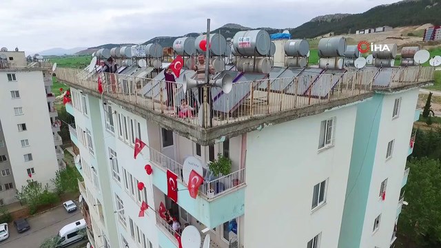 Adıyamanlı çocuklar 23 Nisan’ı evlerinde kutladı