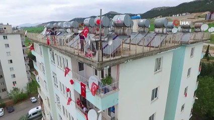 Adıyamanlı çocuklar 23 Nisan’ı evlerinde kutladı