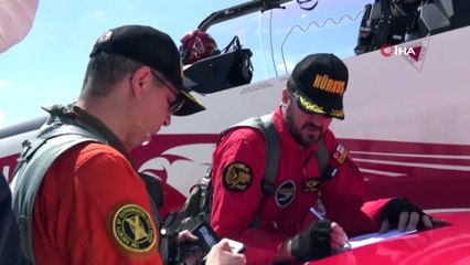 Çocuklar kokpit içerisinde HÜRKUŞ ile uçtu