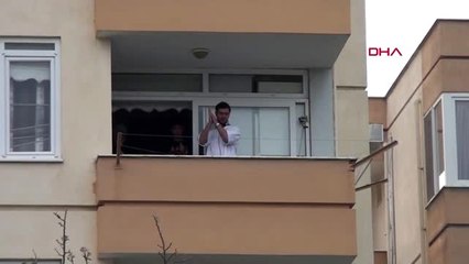 AYDIN Sokağa çıkma yasağında DJ'den mini konser