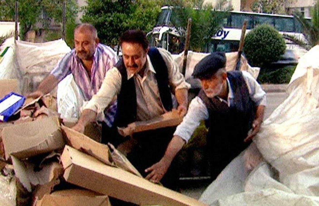 Üç Kağıtçılar - Kanal 7 TV Filmi