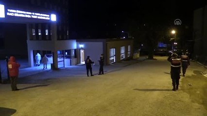 Fransa'dan getirilen yolcular Bartın'da öğrenci yurduna yerleştirildi