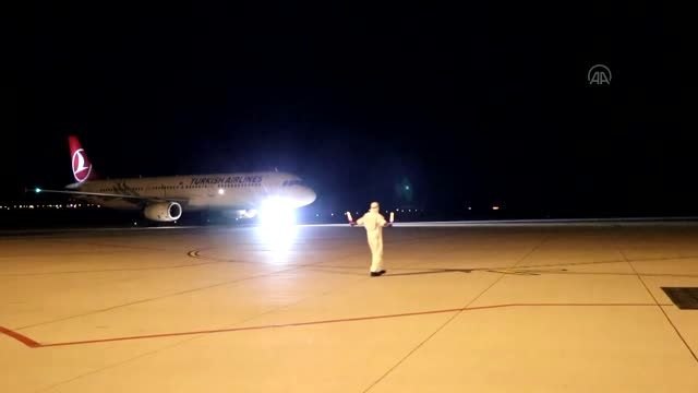 Fransa'dan getirilen 181 Türk vatandaşı Kütahya'daki yurtlara yerleştirildi