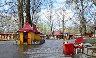 3000 तीर्थयात्रियों का काफिला माता खीर भवानी दर्शन के लिए हुआ रवाना