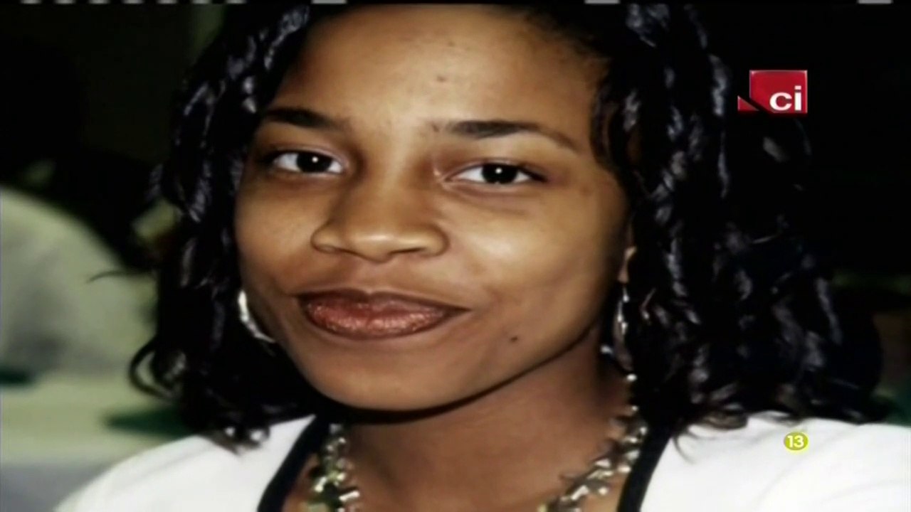 ADRIENNE EMILY HICKSON |  MUJERES MORTALES