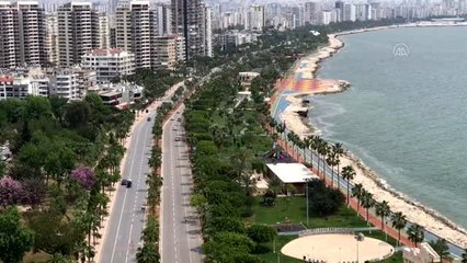 "Evde kal" çağrısına büyük oranda uyuluyor